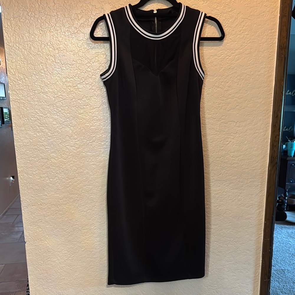 XOXO Elegant Black Sleeveless Dress. New. Sz 3/4 zip up. Lots of stretch.